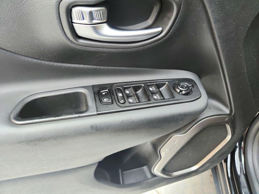 used 2022 Jeep Renegade car, priced at $22,899