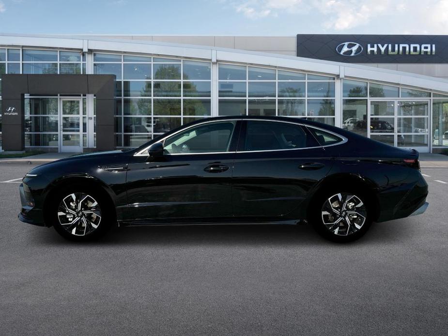 new 2025 Hyundai Sonata car, priced at $30,935