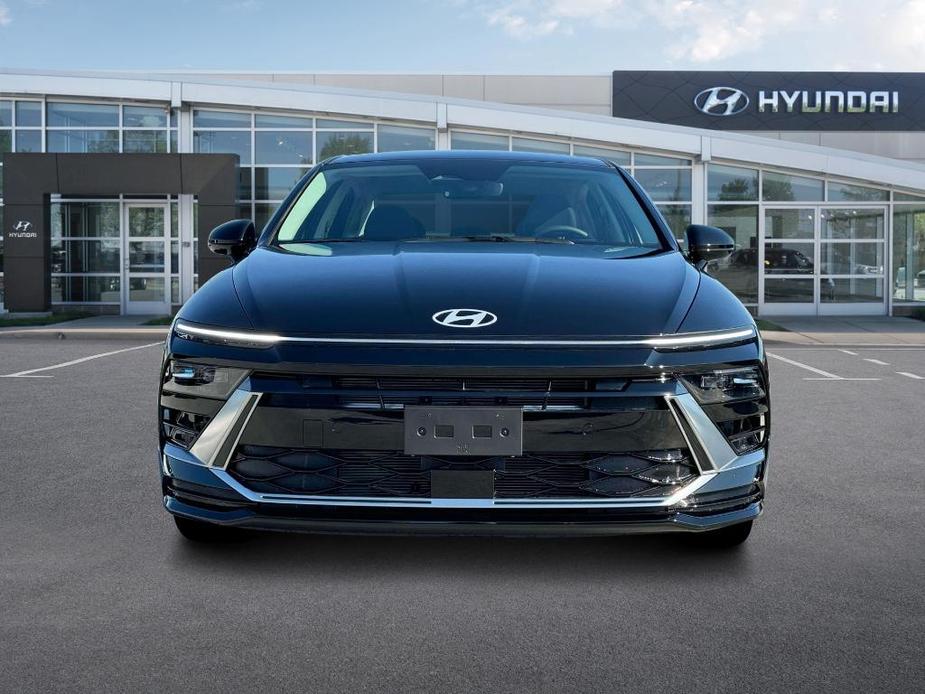 new 2025 Hyundai Sonata car, priced at $30,935