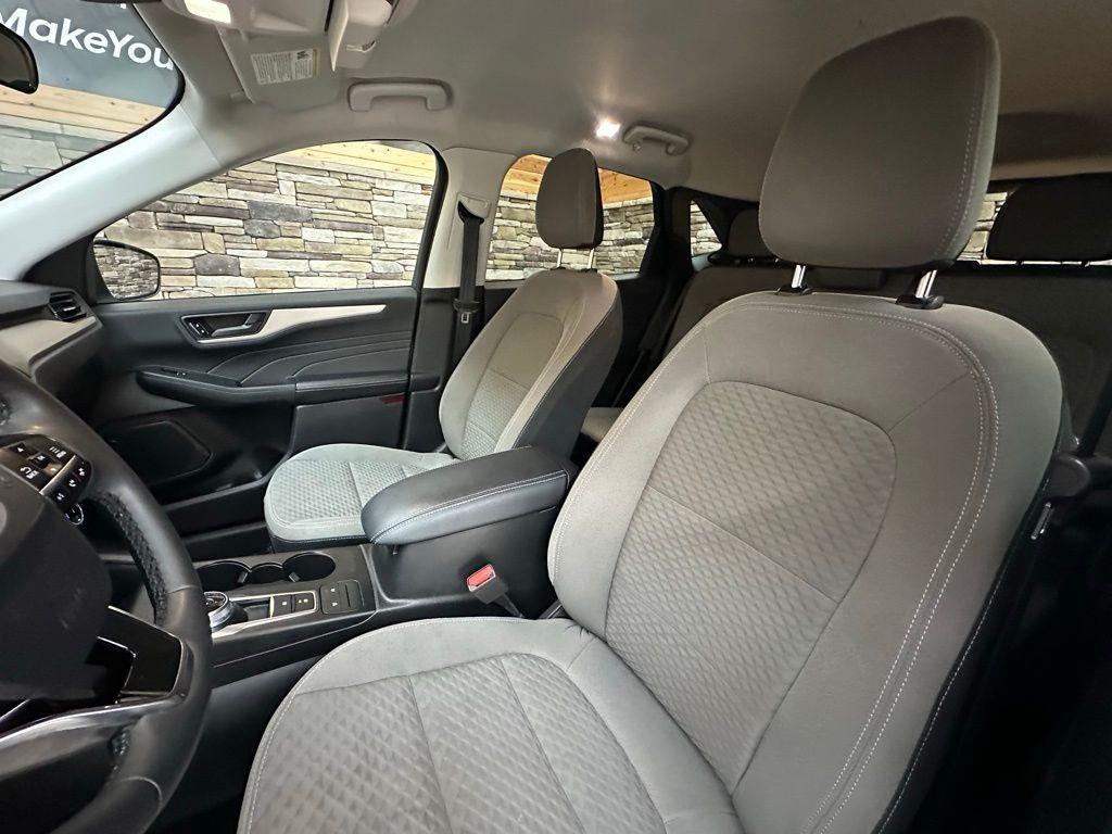 used 2022 Ford Escape car, priced at $23,999