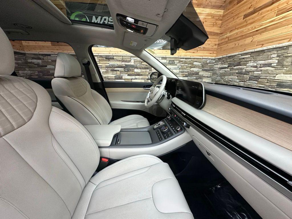used 2023 Hyundai Palisade car, priced at $36,999