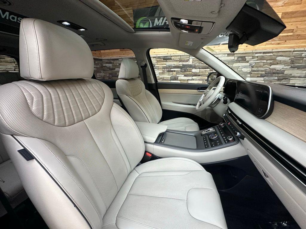 used 2023 Hyundai Palisade car, priced at $36,999