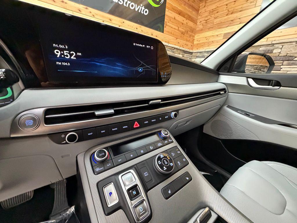 used 2023 Hyundai Palisade car, priced at $37,599