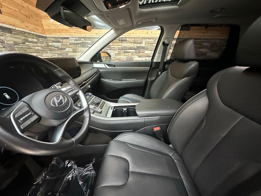 used 2023 Hyundai Palisade car, priced at $32,999