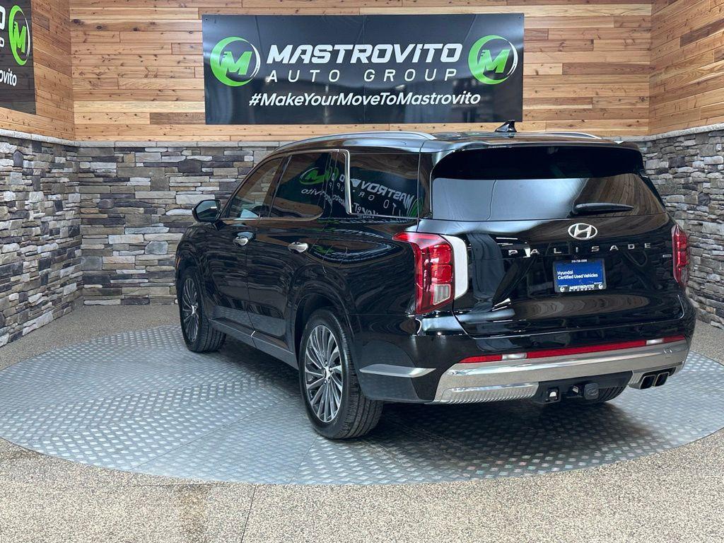 used 2024 Hyundai Palisade car, priced at $42,699