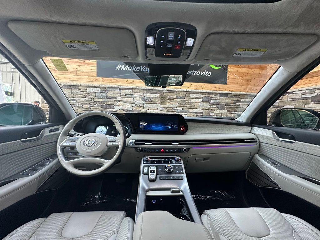 used 2024 Hyundai Palisade car, priced at $42,699