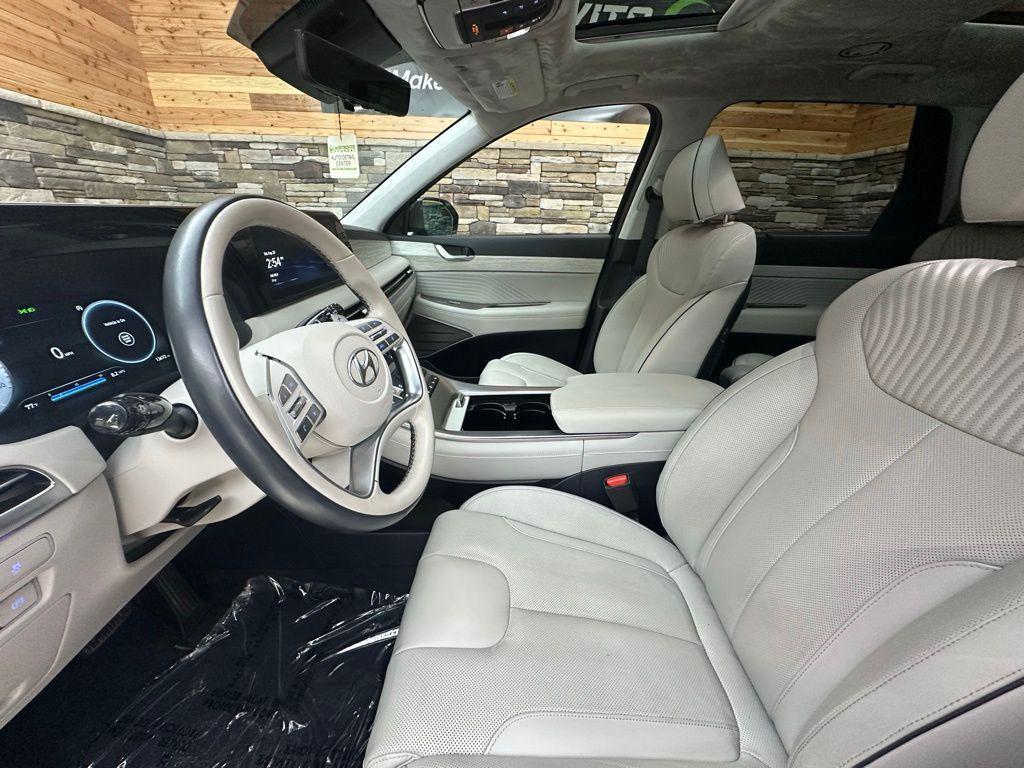 used 2024 Hyundai Palisade car, priced at $42,699