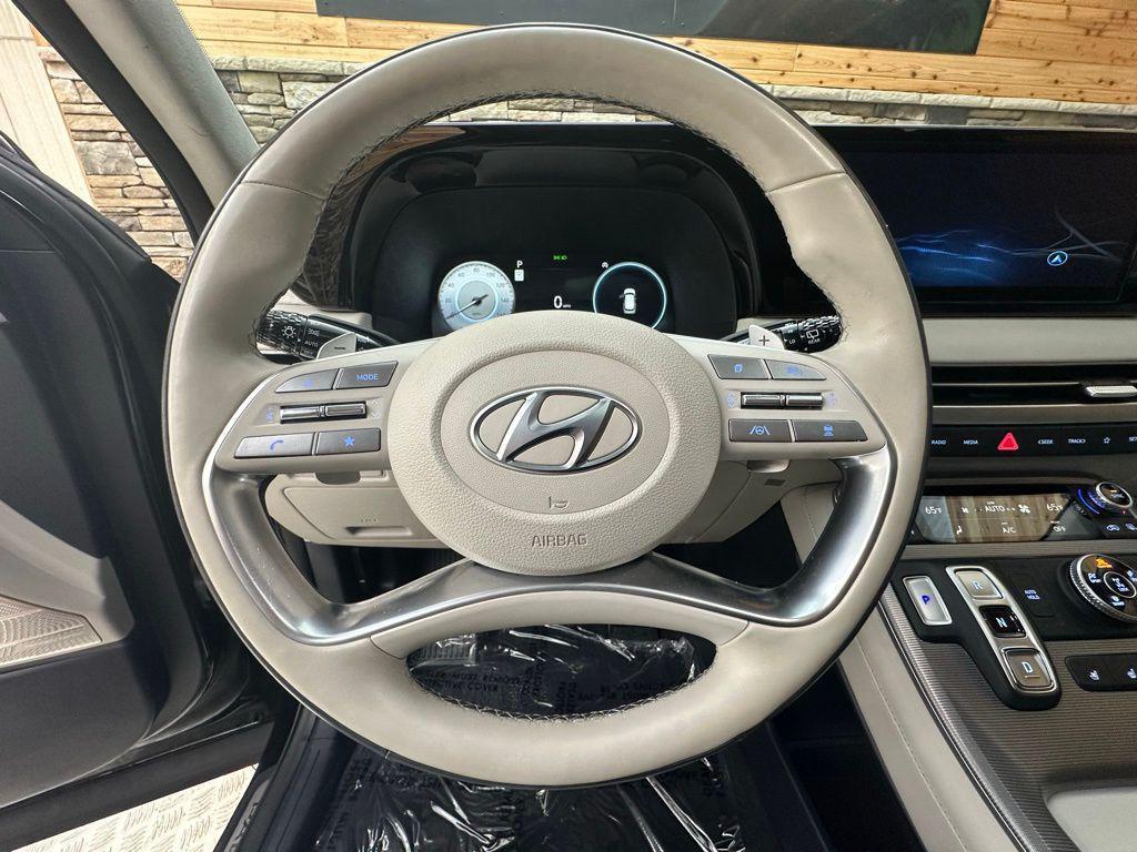 used 2024 Hyundai Palisade car, priced at $42,699