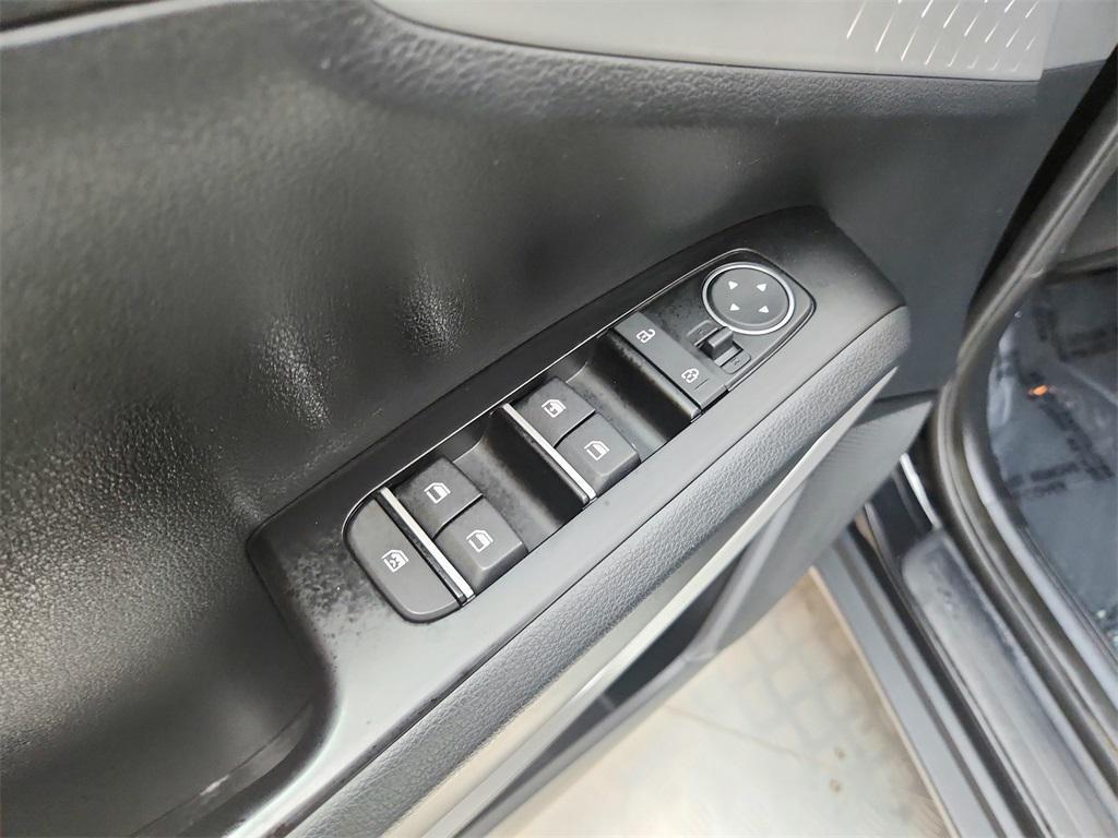 used 2021 Kia Soul car, priced at $17,999