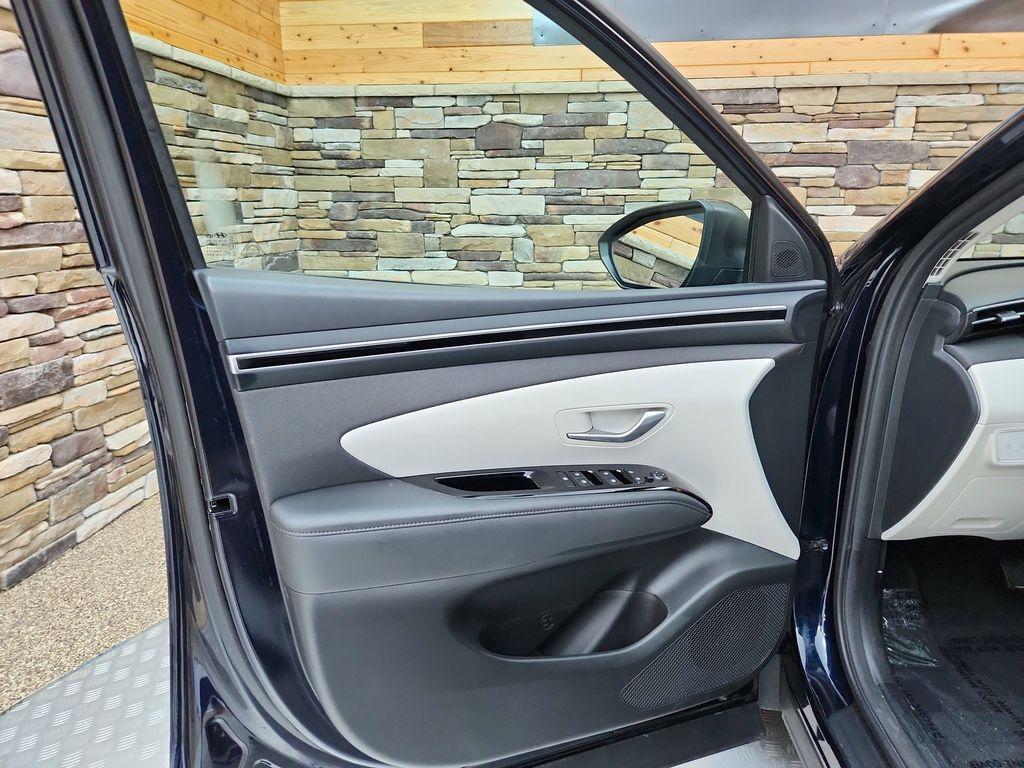 used 2023 Hyundai TUCSON Hybrid car, priced at $29,299