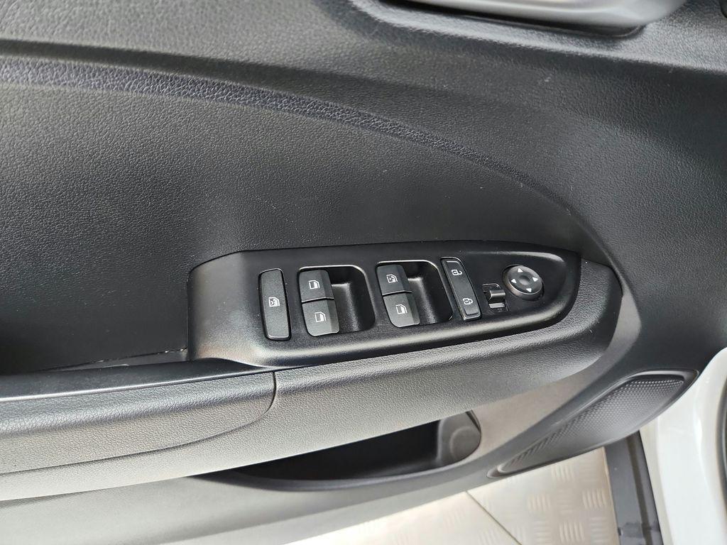 used 2022 Hyundai Venue car, priced at $18,999