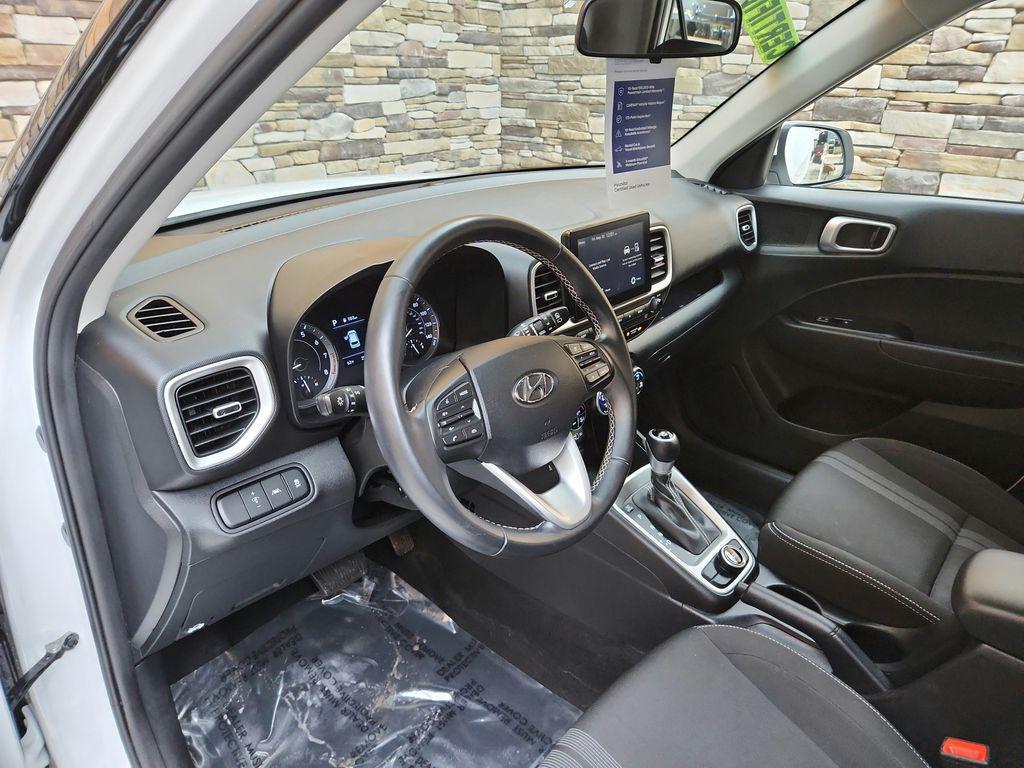 used 2022 Hyundai Venue car, priced at $18,999