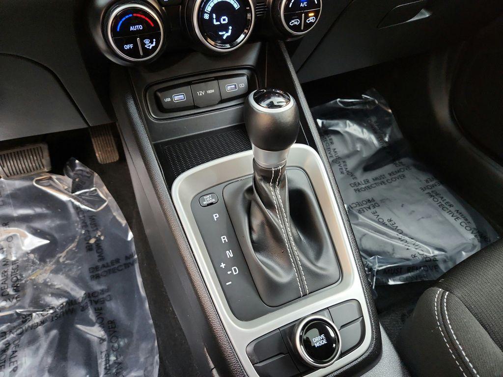 used 2022 Hyundai Venue car, priced at $18,999