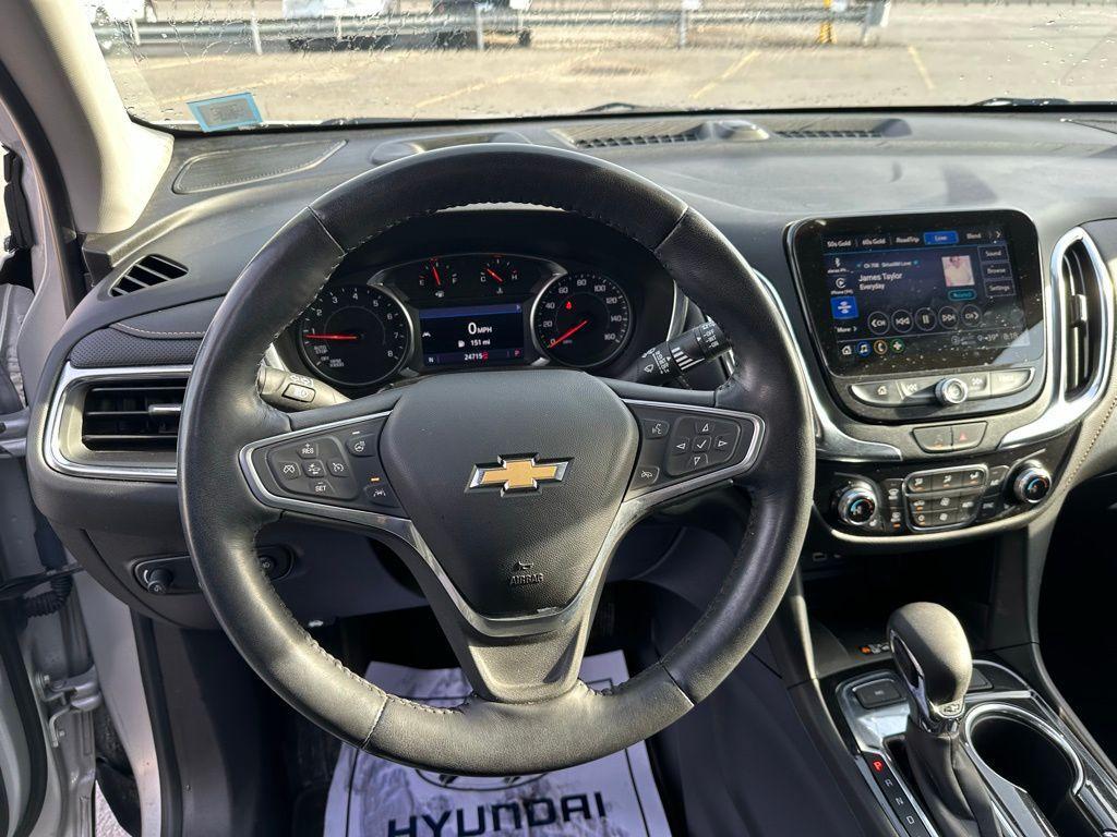 used 2022 Chevrolet Equinox car, priced at $24,999