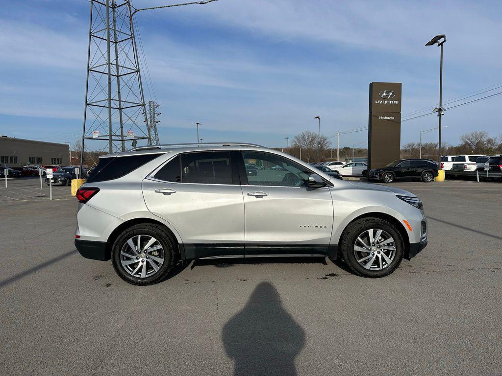 used 2022 Chevrolet Equinox car, priced at $26,999