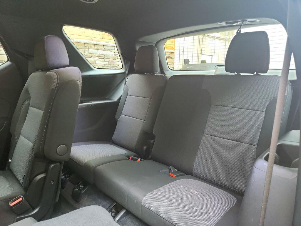 used 2023 Chevrolet Traverse car, priced at $31,599