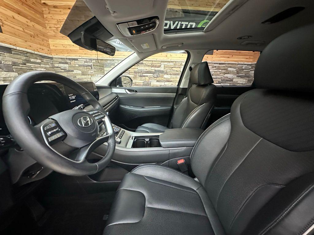 used 2023 Hyundai Palisade car, priced at $36,899