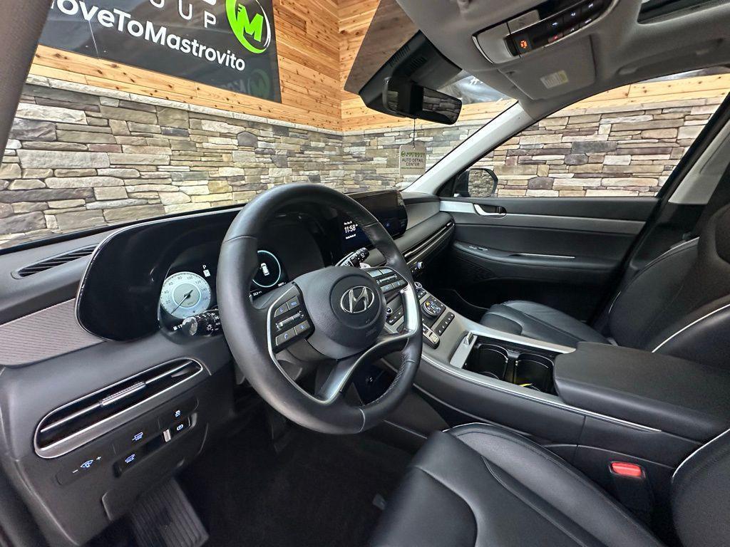 used 2023 Hyundai Palisade car, priced at $36,899
