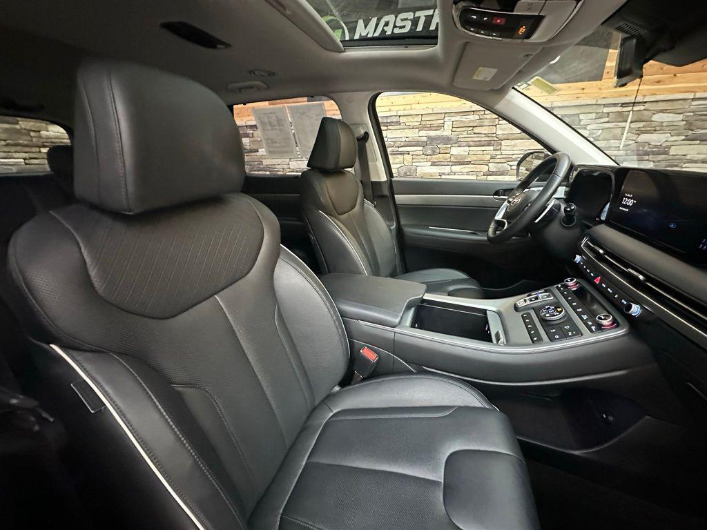 used 2023 Hyundai Palisade car, priced at $36,899