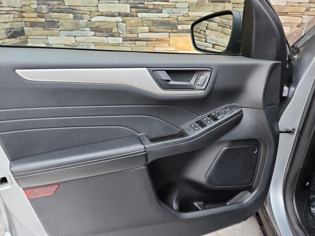 used 2022 Ford Escape car, priced at $24,999