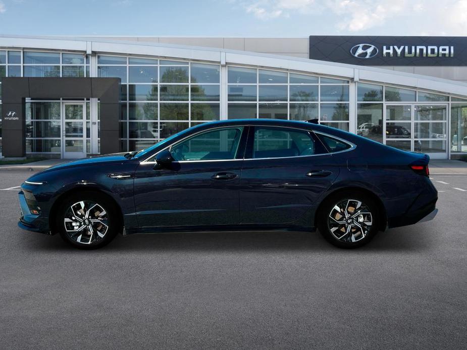 new 2025 Hyundai Sonata car, priced at $30,960