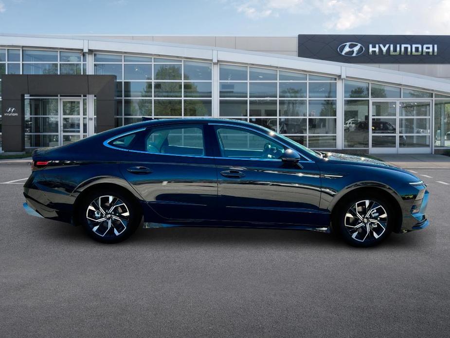 new 2025 Hyundai Sonata car, priced at $30,960