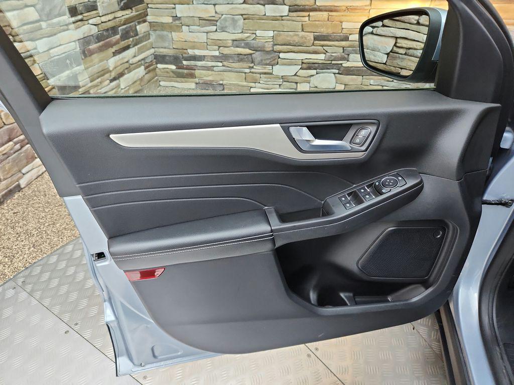 used 2022 Ford Escape car, priced at $27,999