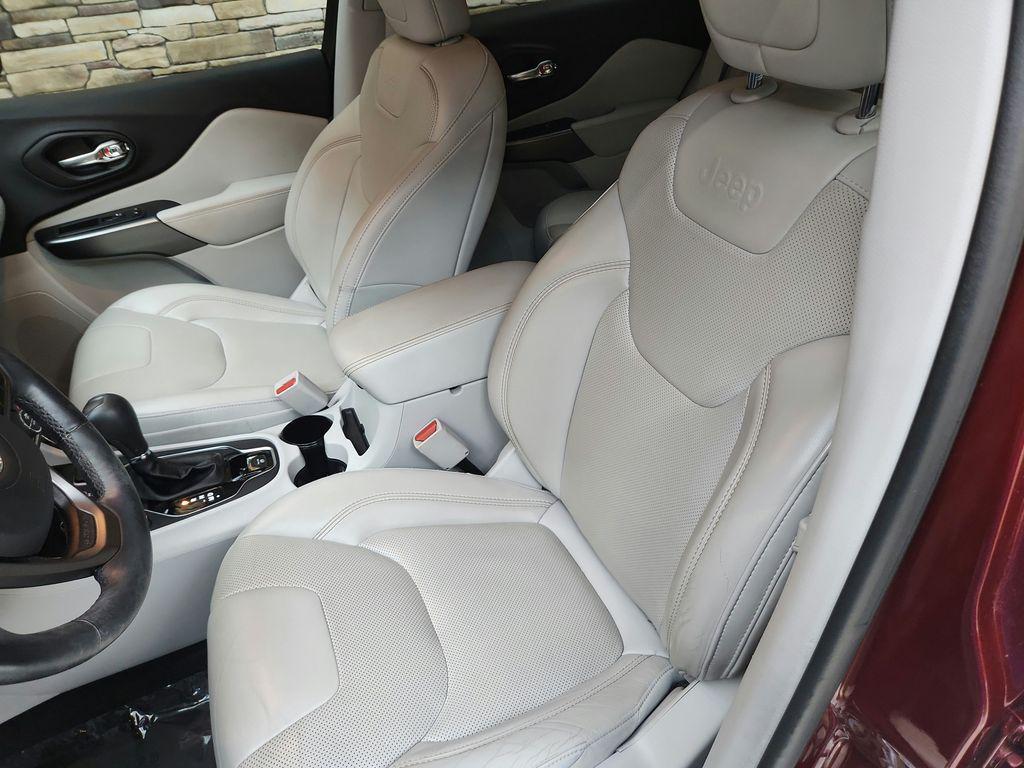 used 2019 Jeep Cherokee car, priced at $19,999