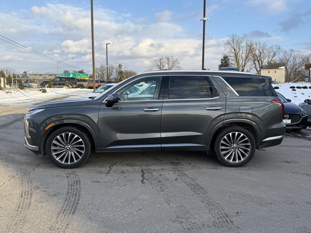 used 2024 Hyundai Palisade car, priced at $46,999