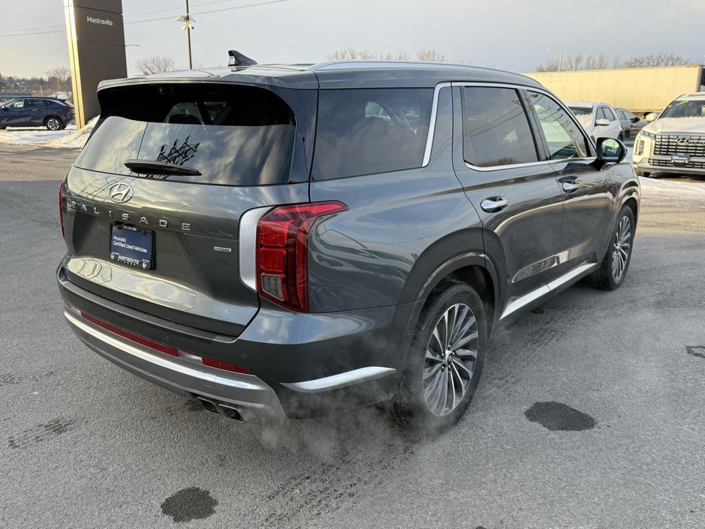 used 2024 Hyundai Palisade car, priced at $46,999