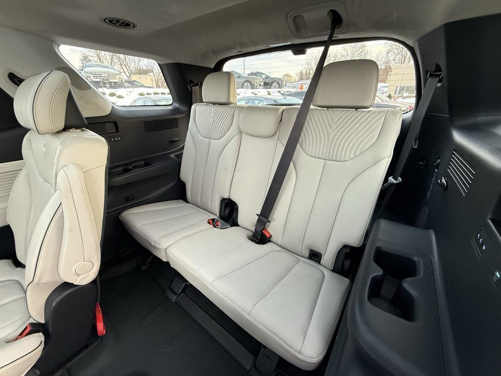 used 2024 Hyundai Palisade car, priced at $46,999