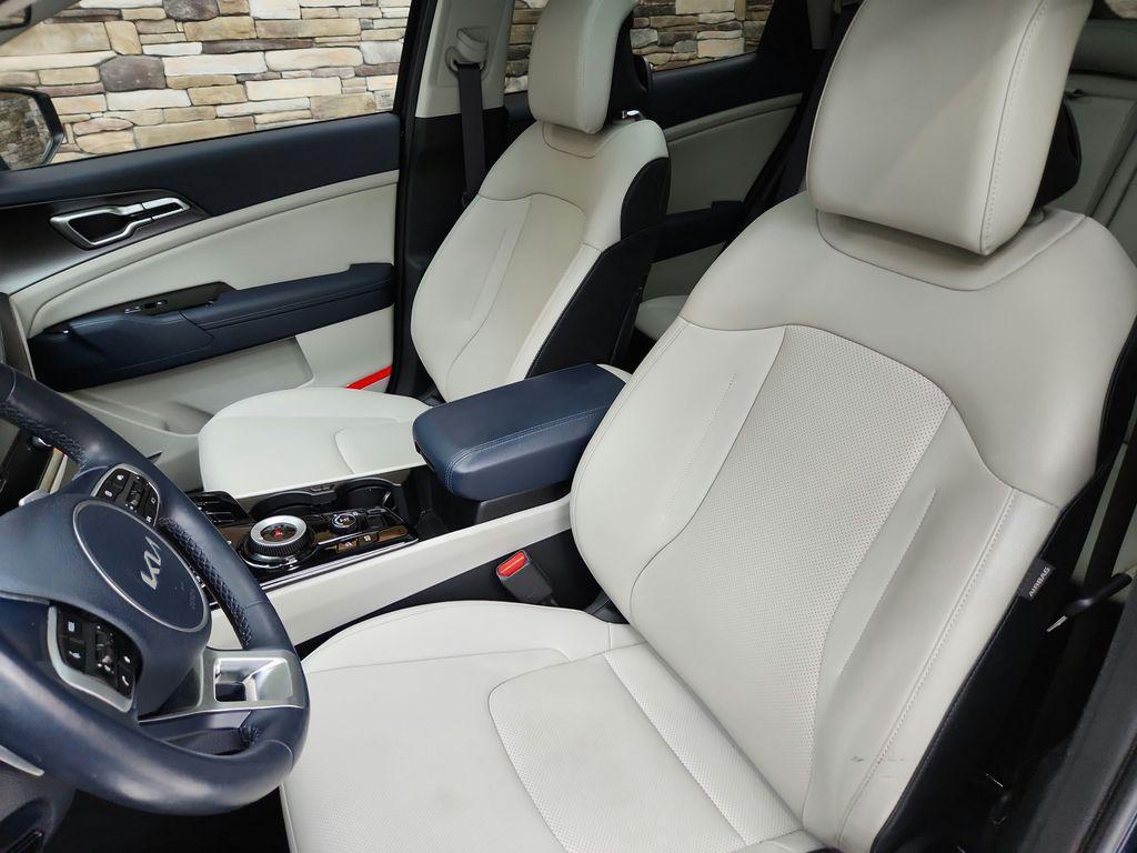 used 2023 Kia Sportage Hybrid car, priced at $24,599