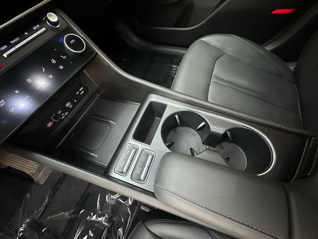 used 2024 Hyundai Sonata Hybrid car, priced at $30,799