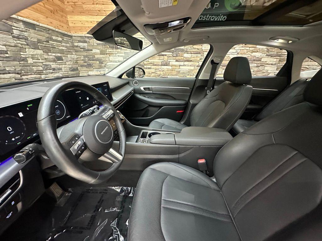 used 2024 Hyundai Sonata Hybrid car, priced at $30,799