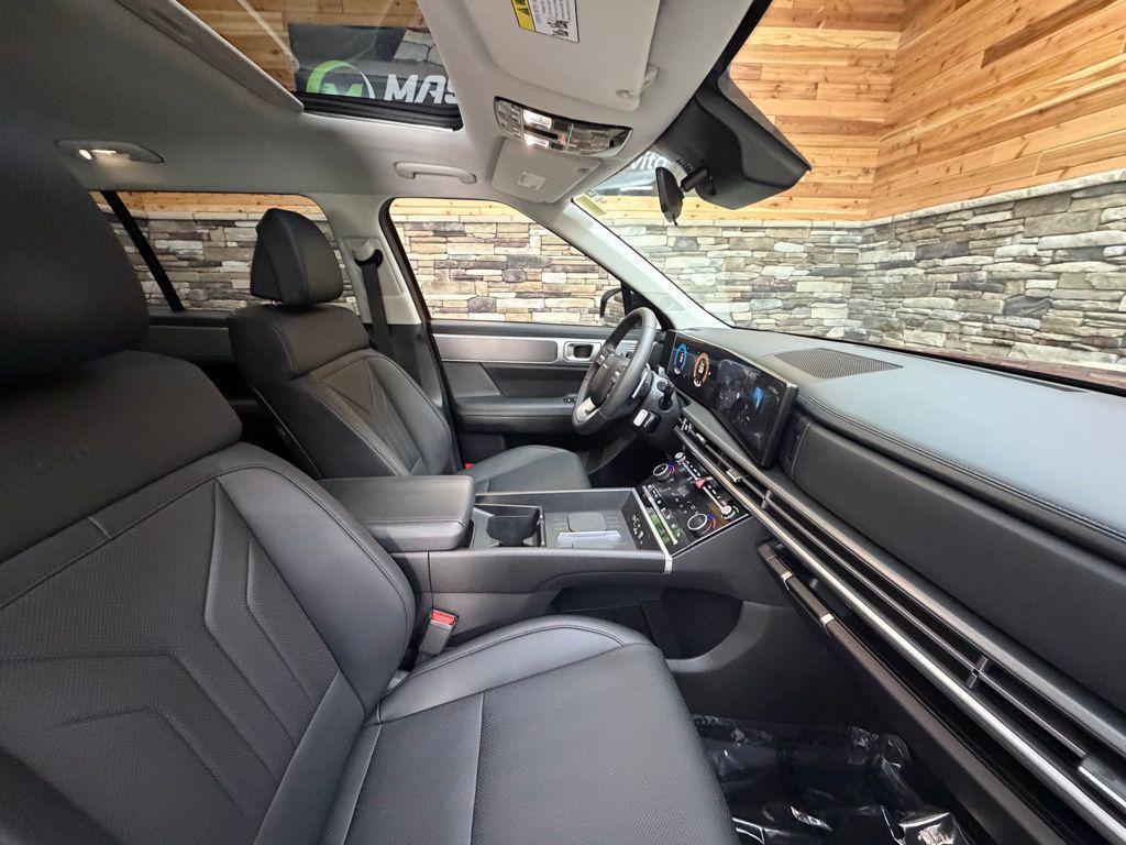 used 2025 Hyundai Santa Fe car, priced at $43,205