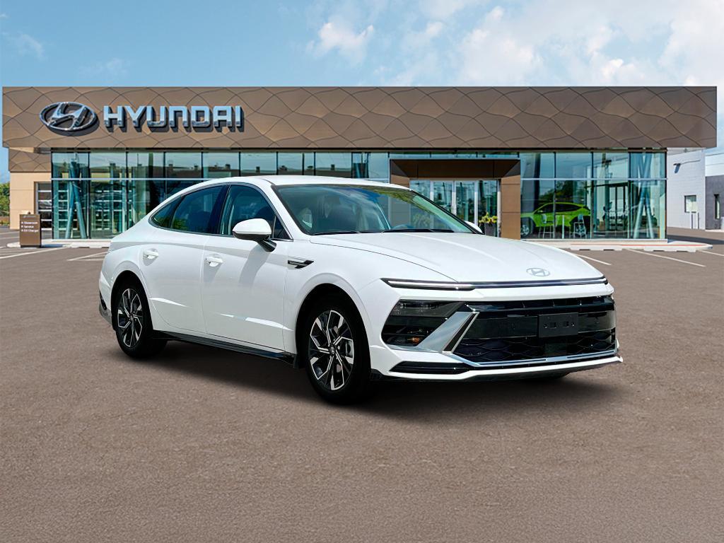 new 2025 Hyundai Sonata car, priced at $32,013