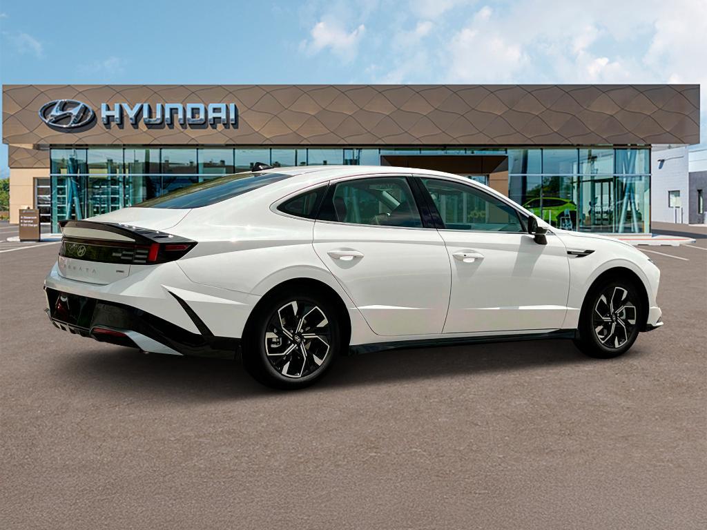 new 2025 Hyundai Sonata car, priced at $32,013