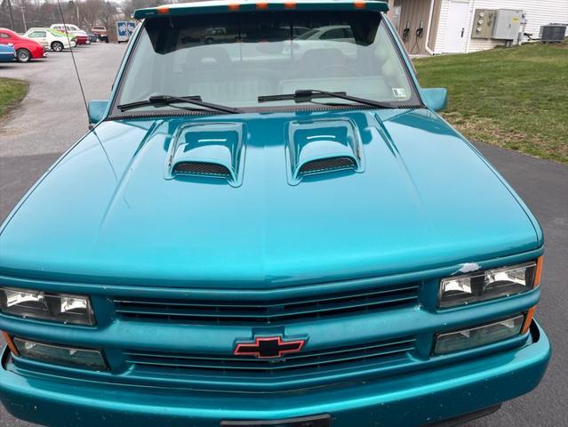 used 1994 Chevrolet 1500 car, priced at $10,000