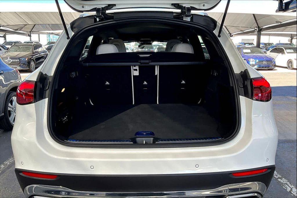 new 2026 Mercedes-Benz GLC 300 car, priced at $54,335