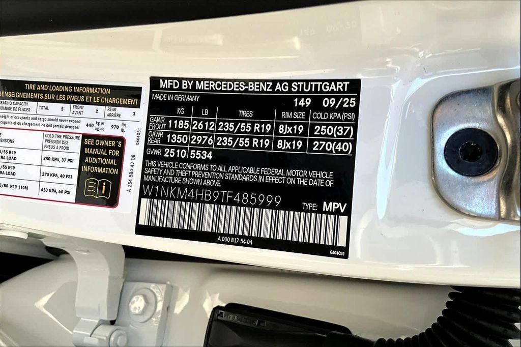 new 2026 Mercedes-Benz GLC 300 car, priced at $54,335