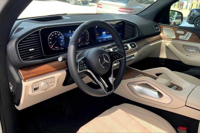 new 2025 Mercedes-Benz GLE 580 car, priced at $101,135