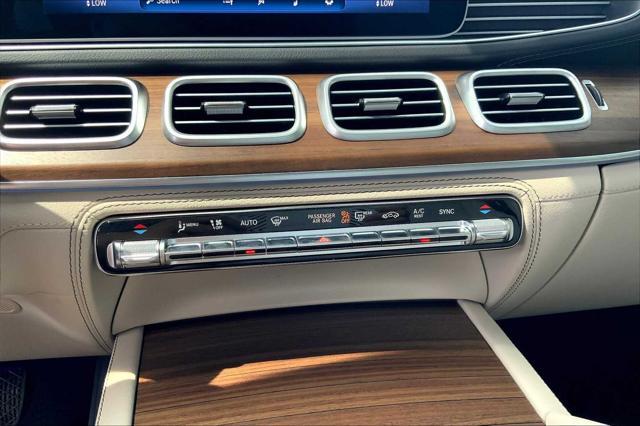 new 2025 Mercedes-Benz GLE 580 car, priced at $101,135
