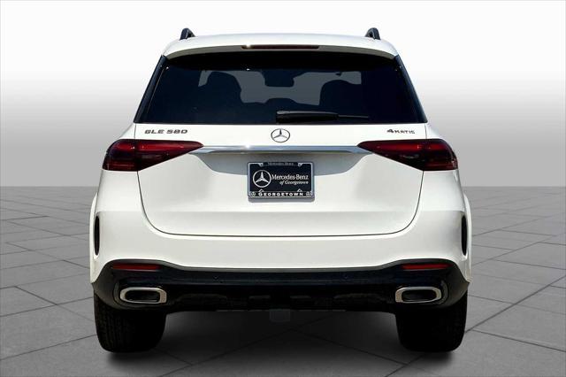 new 2025 Mercedes-Benz GLE 580 car, priced at $101,135