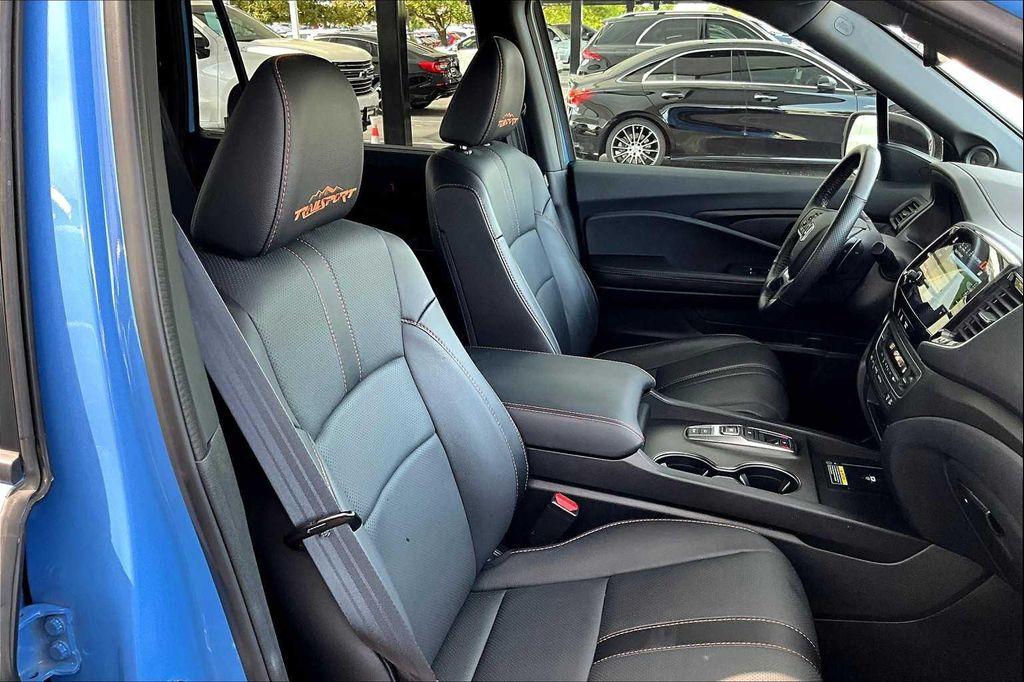 used 2024 Honda Passport car, priced at $38,852