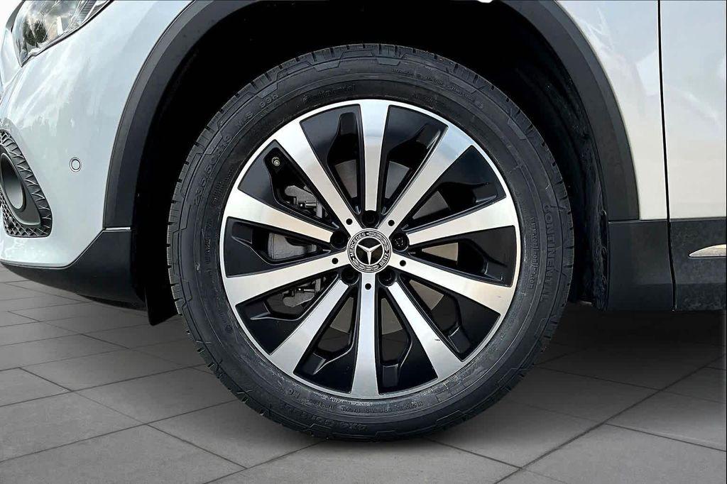 used 2021 Mercedes-Benz GLA 250 car, priced at $30,789