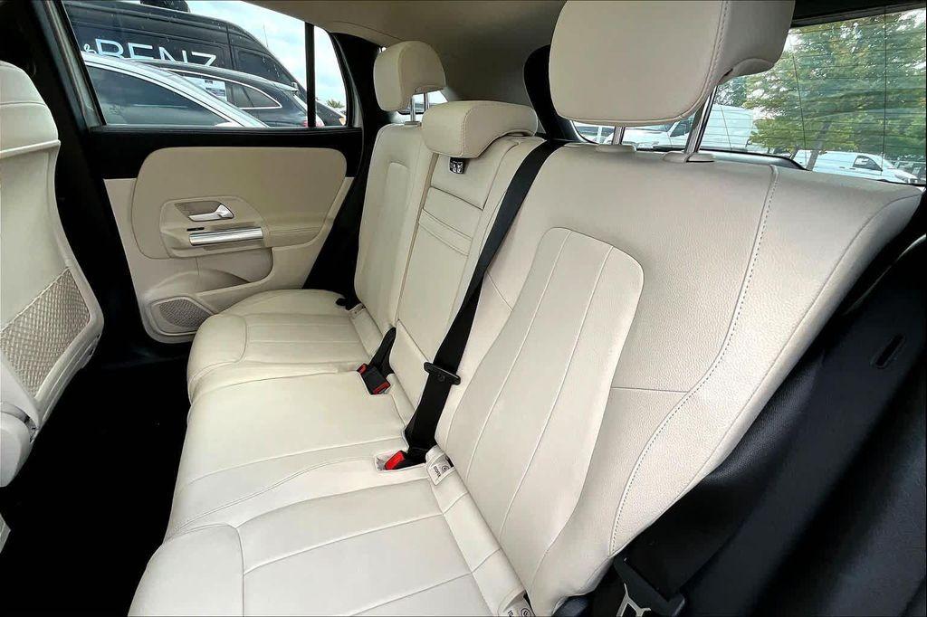 used 2021 Mercedes-Benz GLA 250 car, priced at $30,789