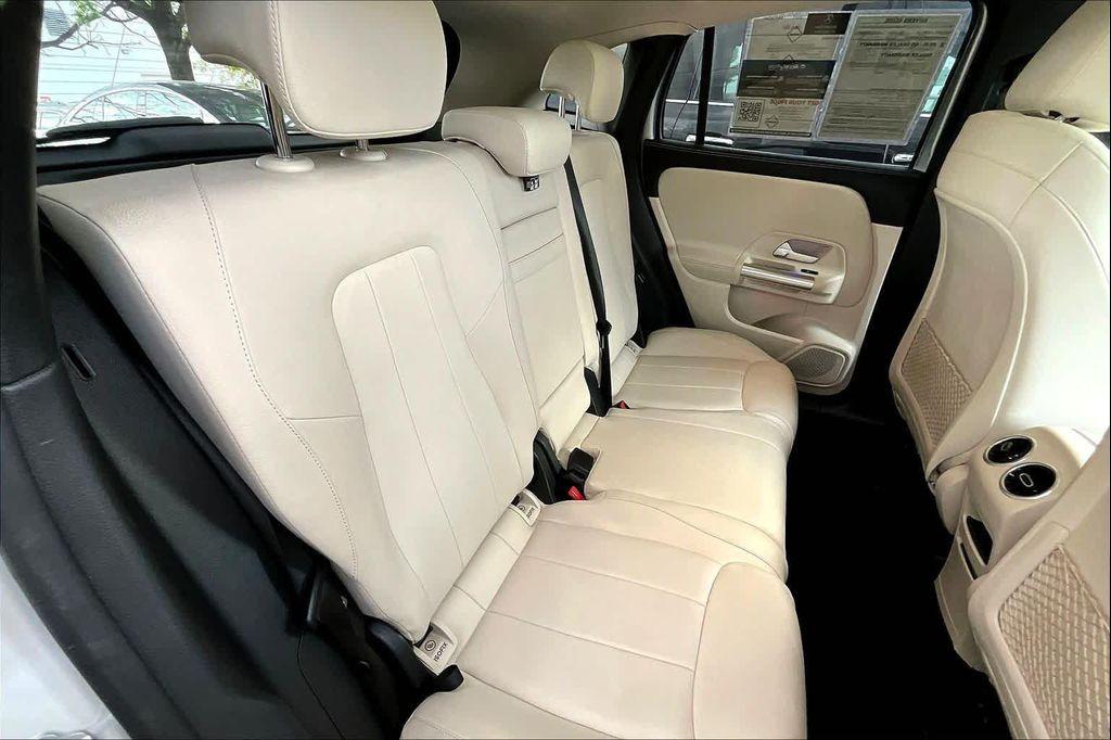 used 2021 Mercedes-Benz GLA 250 car, priced at $30,789
