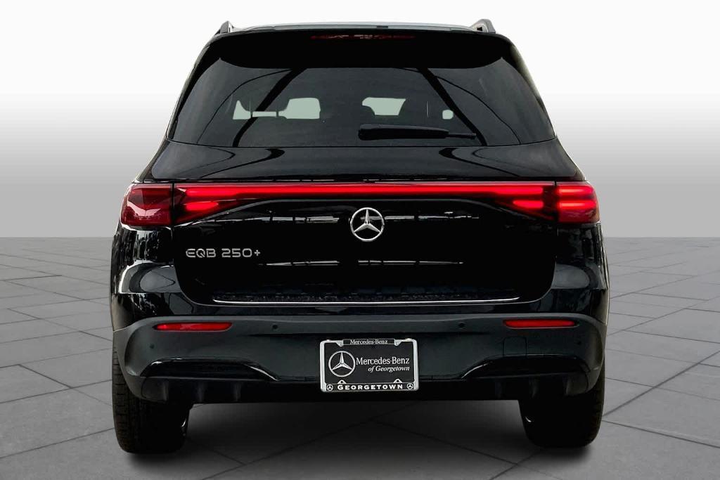 new 2024 Mercedes-Benz EQB 250 car, priced at $66,085