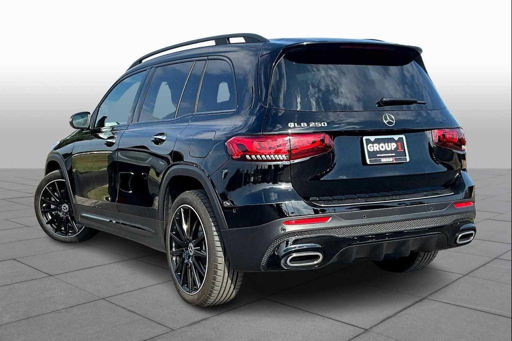 used 2022 Mercedes-Benz GLB 250 car, priced at $35,673