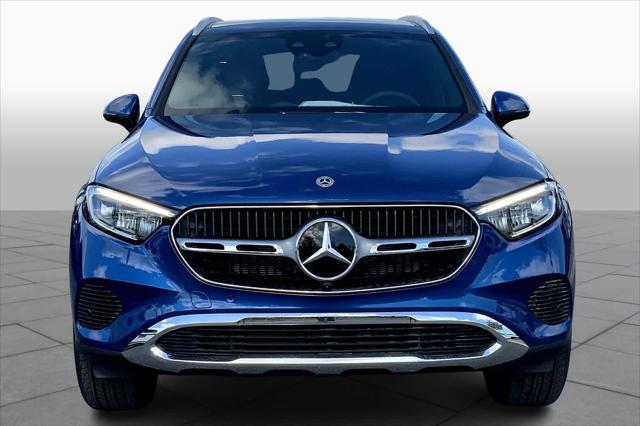 new 2025 Mercedes-Benz GLC 300 car, priced at $61,055